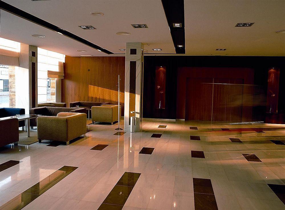 เอ็กเซ ซิวดัด เด กอร์โดบา Hotel ภายใน รูปภาพ